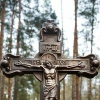 grave.cross