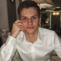 Андрей Кулешов