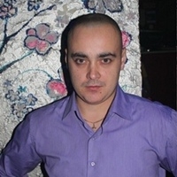 Олег Харьков
