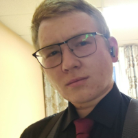 Влад Твердохлебов