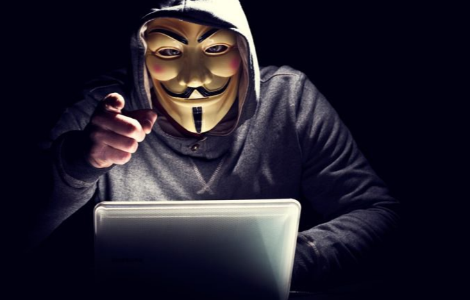 Anonymous действует теперь и против России